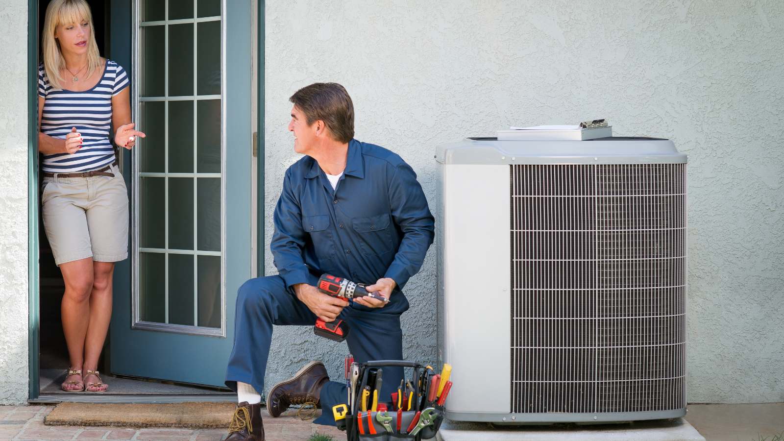 Image of repairman